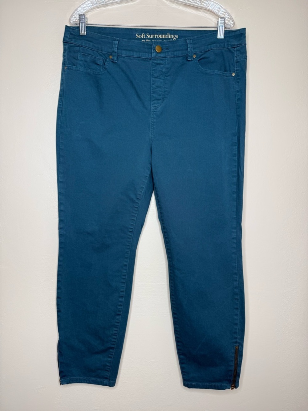 Soft Surroundings Teal Blue Pull On Jeans Zipper Ankle Detail Size Large